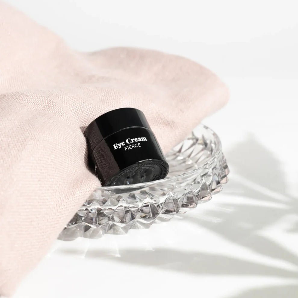 CBD Augencreme mit Hyaluronsäure Kosmetik & Pflege - Hanfify