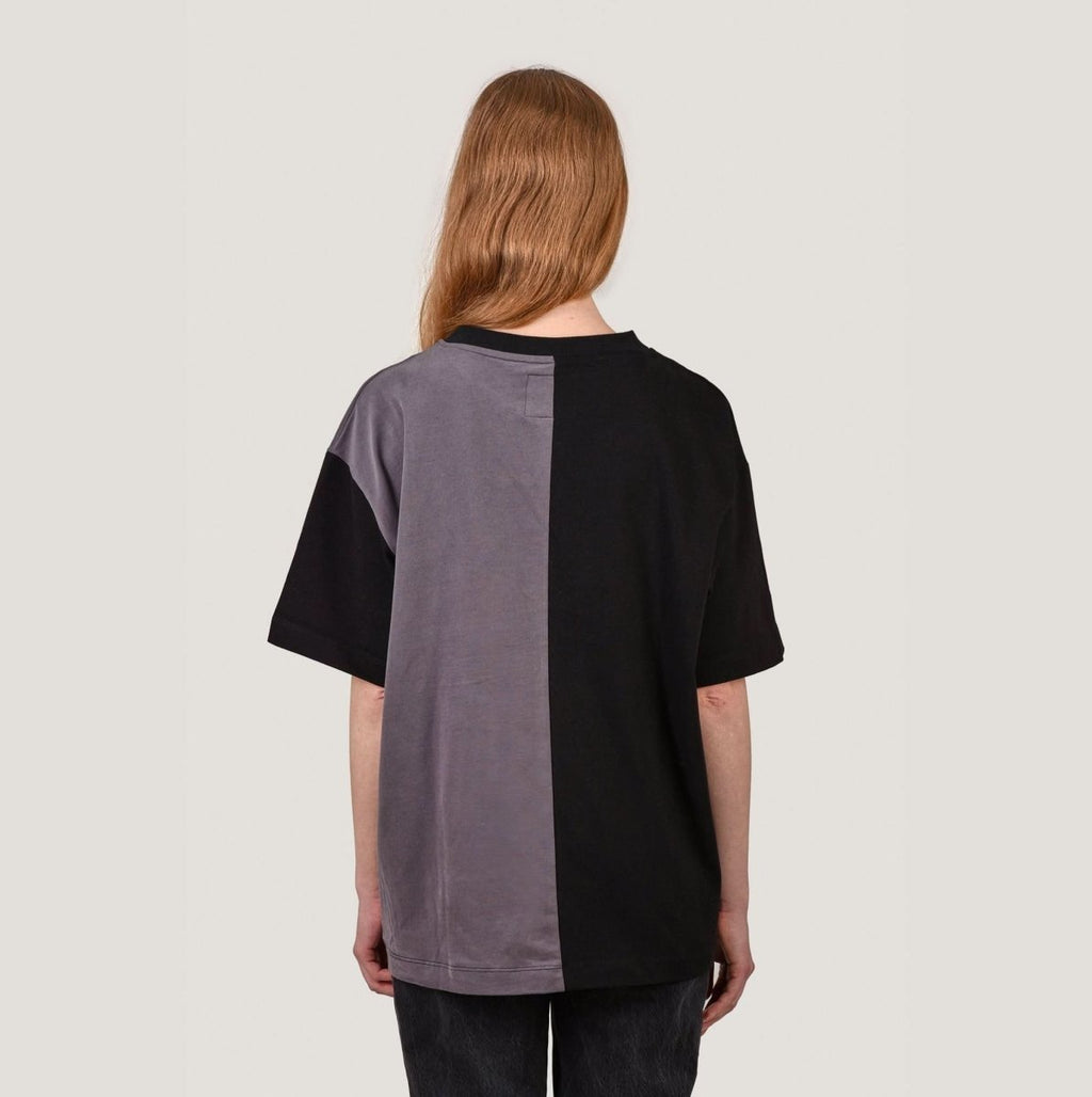 Colorblock T - Black:Smoke Merch L - Hanfify