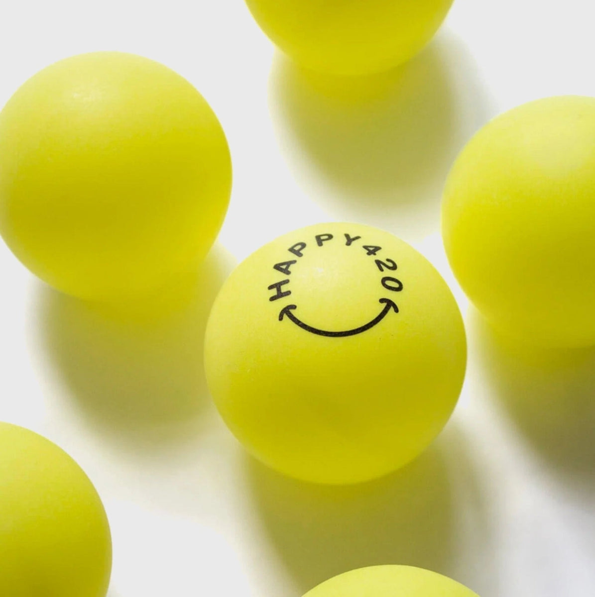 Happy420 Tischtennisbälle 6 Stk. Merch Gelb - Hanfify®